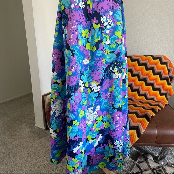 Vintage 1970s Damita Originals Boho Tropical Floral Maxi Dress - Picture 8 of 9